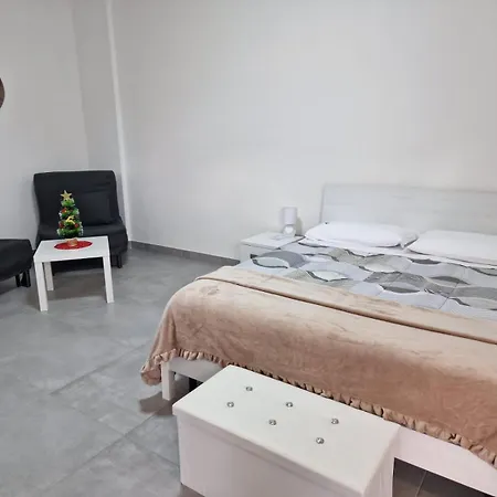 Con Vista 4* 那不勒斯